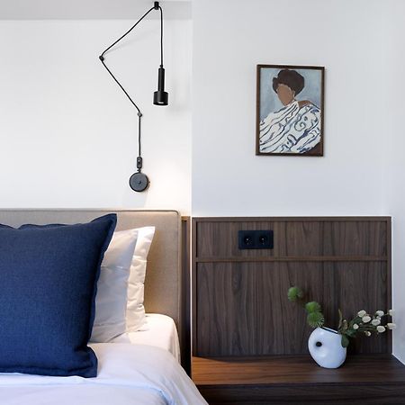More By Zoia Living أثينا المظهر الخارجي الصورة