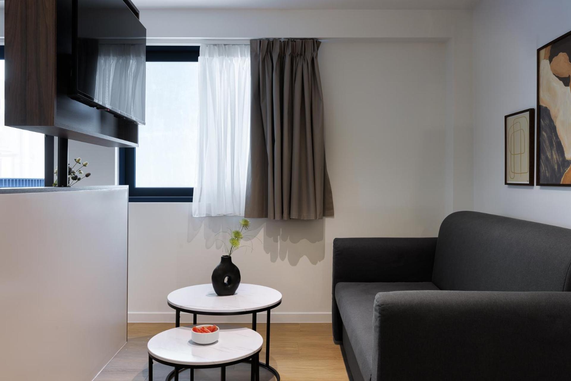 More By Zoia Living أثينا المظهر الخارجي الصورة