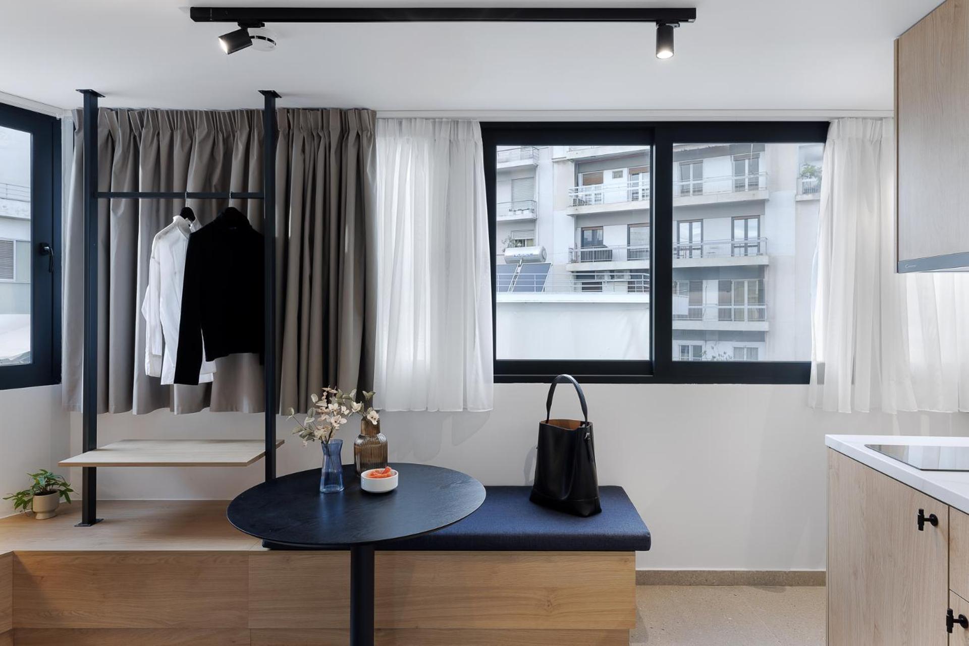 More By Zoia Living أثينا المظهر الخارجي الصورة