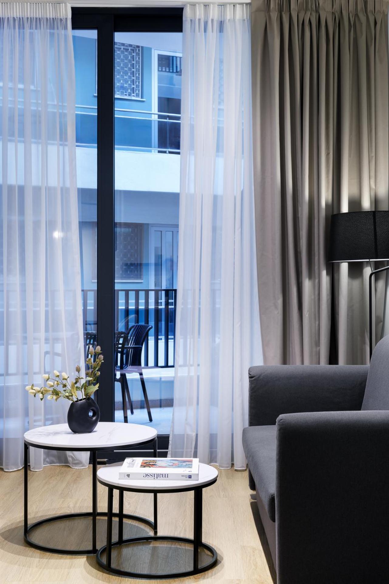 More By Zoia Living أثينا المظهر الخارجي الصورة