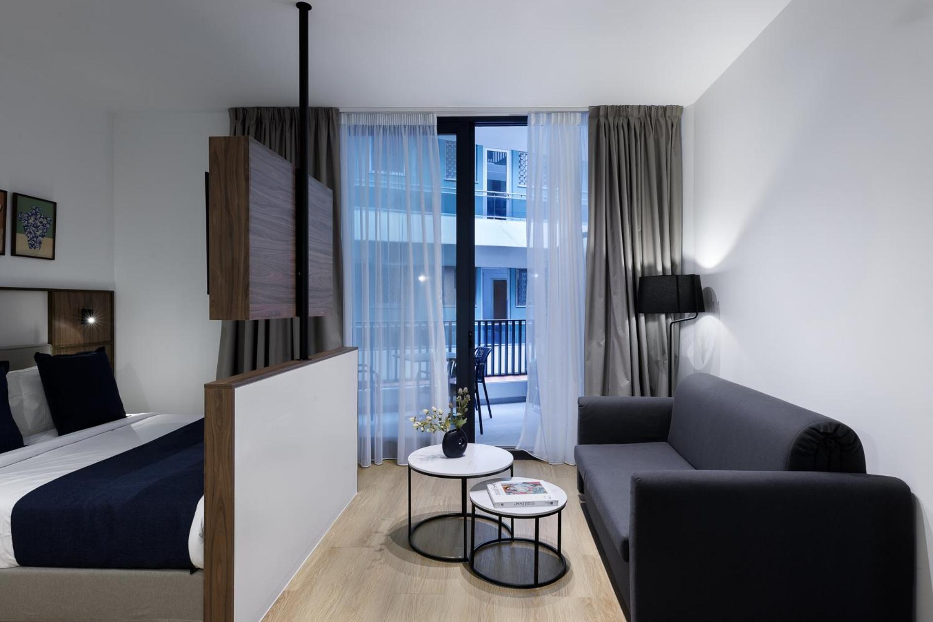 More By Zoia Living أثينا المظهر الخارجي الصورة