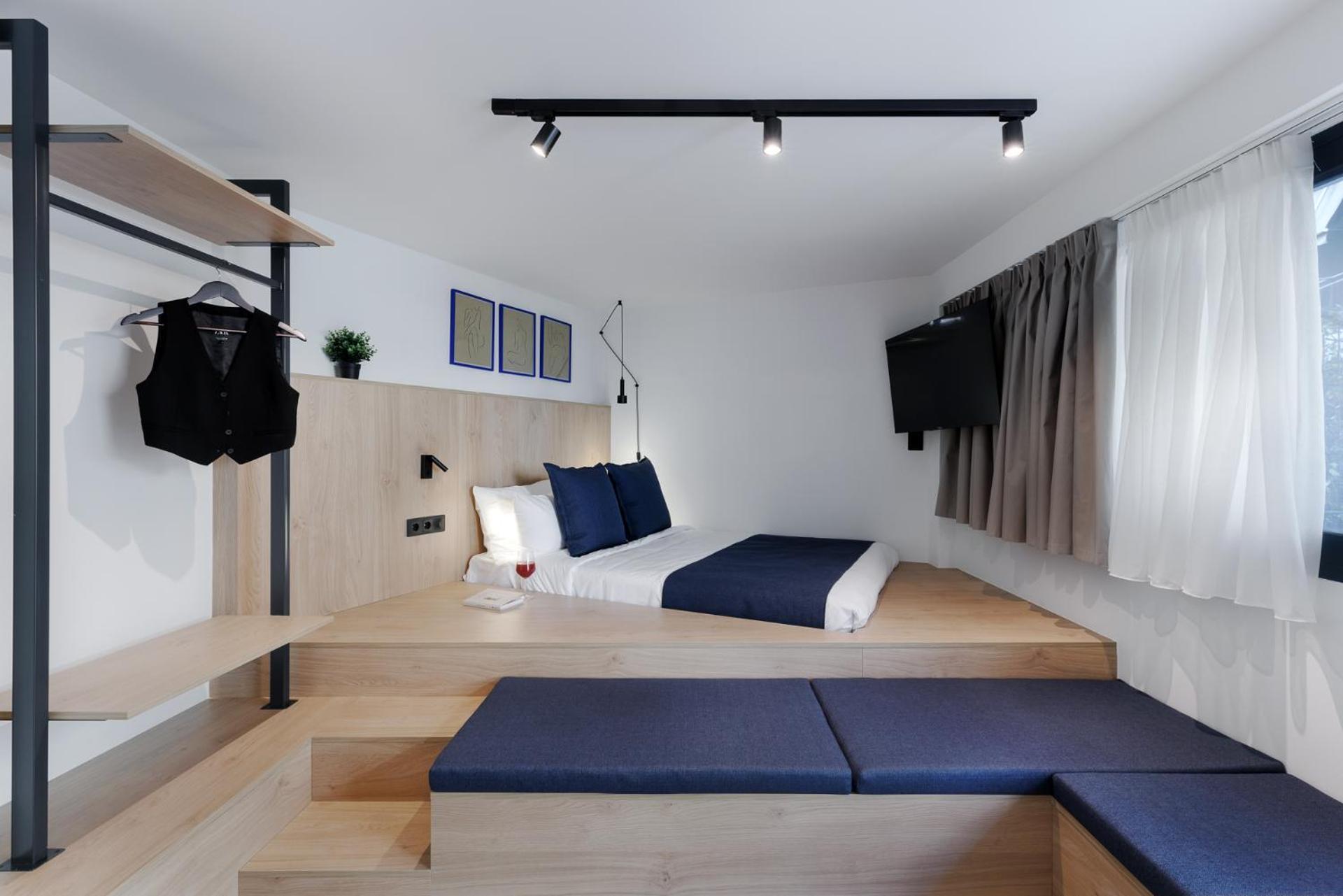 More By Zoia Living أثينا المظهر الخارجي الصورة
